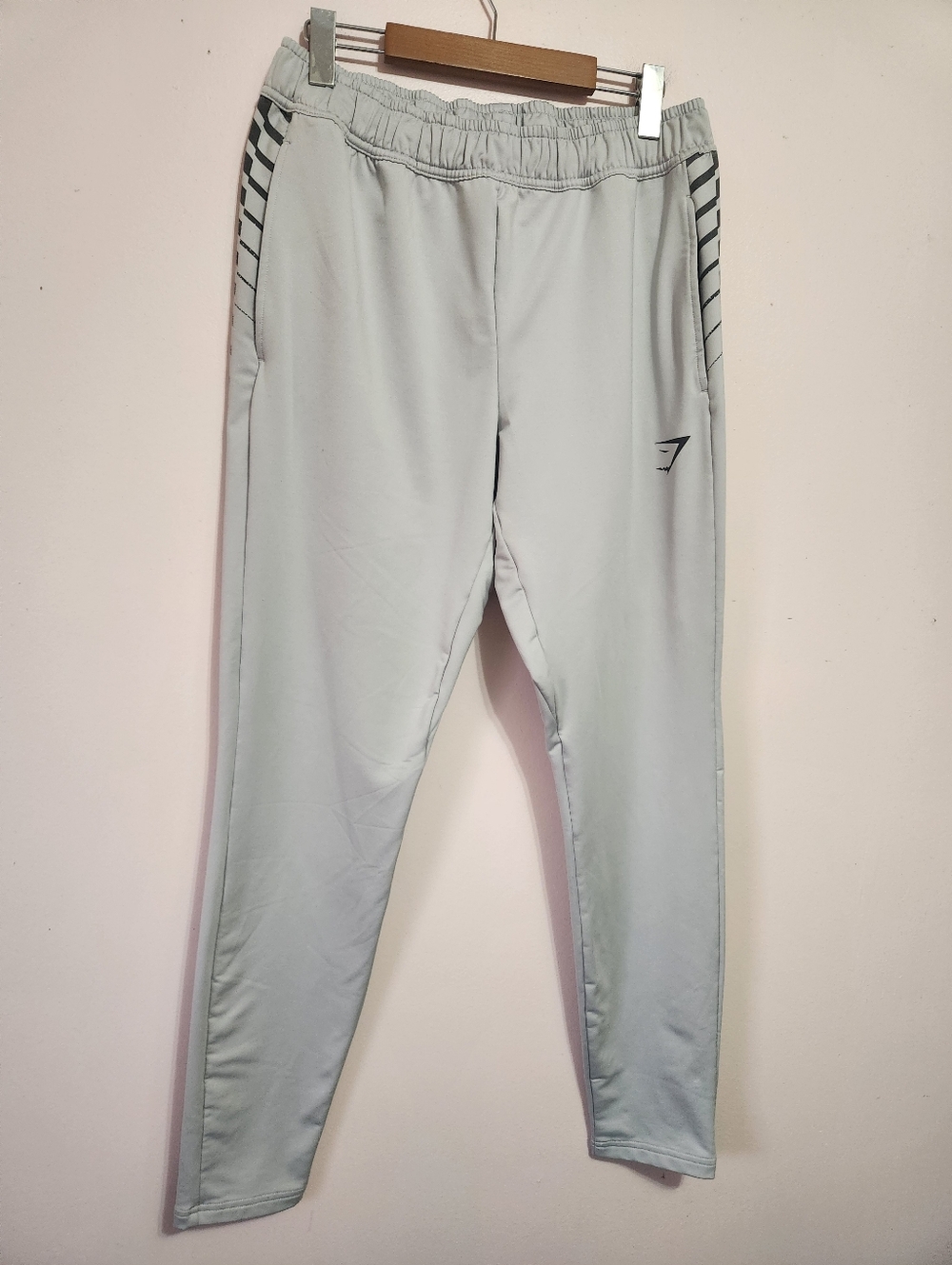 Gymshark Sport Joggers Slim Fit Tapered Leg A1A9Q Light Grey Size M EUC